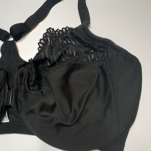 🔥Glamorise Black Lace Racerback Unpadded Wire Bra - Picture 2 of 9
